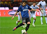 Inter Milan 2-1 Siena Highlight vòng 32 Serie A 2011-2012