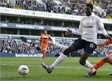 Tottenham 3-1Swansea Highlight vòng 31 Premier League 2011-12