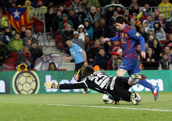 Barcelona 5-3 Granada (Highlight vòng 29, La Liga 2011-2012)