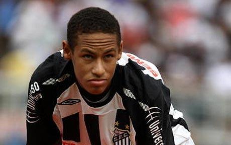 Thần đồng Neymar lại tỏa sáng với màn độc diễn siêu đẳng!