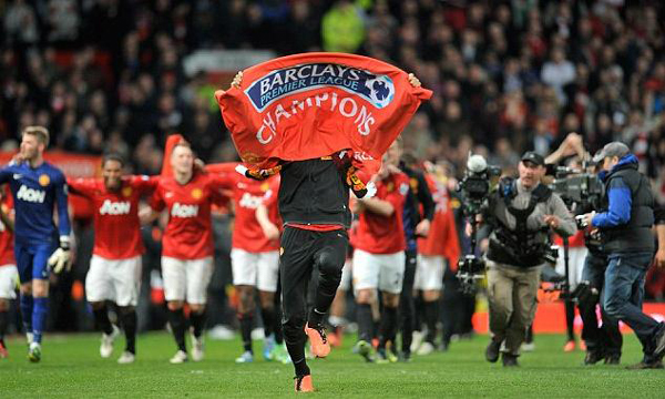 Toàn cảnh buổi ăn mừng chức vô địch lần thứ 20 của Man United tại Old Trafford