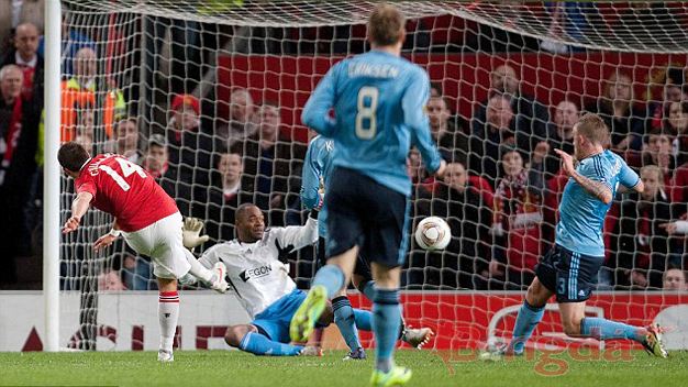 Manchester Utd 1-2 Ajax Amsterdam (Highlight lượt về vòng 1:16 Europa League 2011-2012)