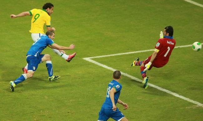 Bóng đá - Điều gì đang xảy ra đối với hàng thủ của Italia?