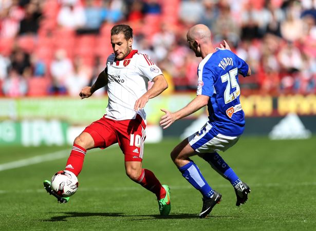 Nhận định dự đoán Walsall vs Swindon 22h ngày 23/3