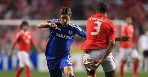 Trọng tài Perreira có thiên vị Chelsea trong tình huống chạm tay này?