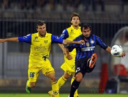 Giao Hữu: Inter 2-3 Chievo