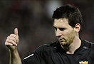 Pele: Messi á? Cậu ta không biết chơi đầu!