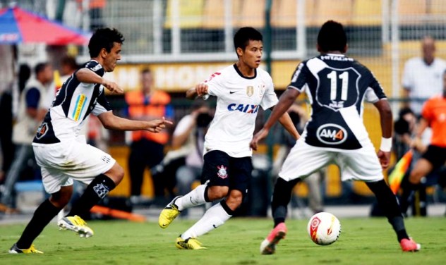 Corinthians (giữa) sẽ đánh bại Ponte Preta như họ đã làm mới đây
